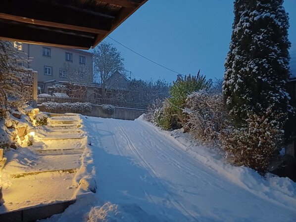 Property grounds - Beautiful vacation room near Wutachschlucht (Löffingen)