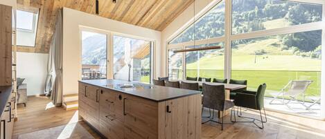 Apartment | Interior