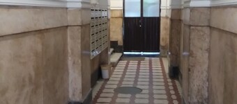 Comfortable apartment in delightful Beograd with WiFi, AC