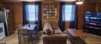 Sunny Hill at Gamble Hollow