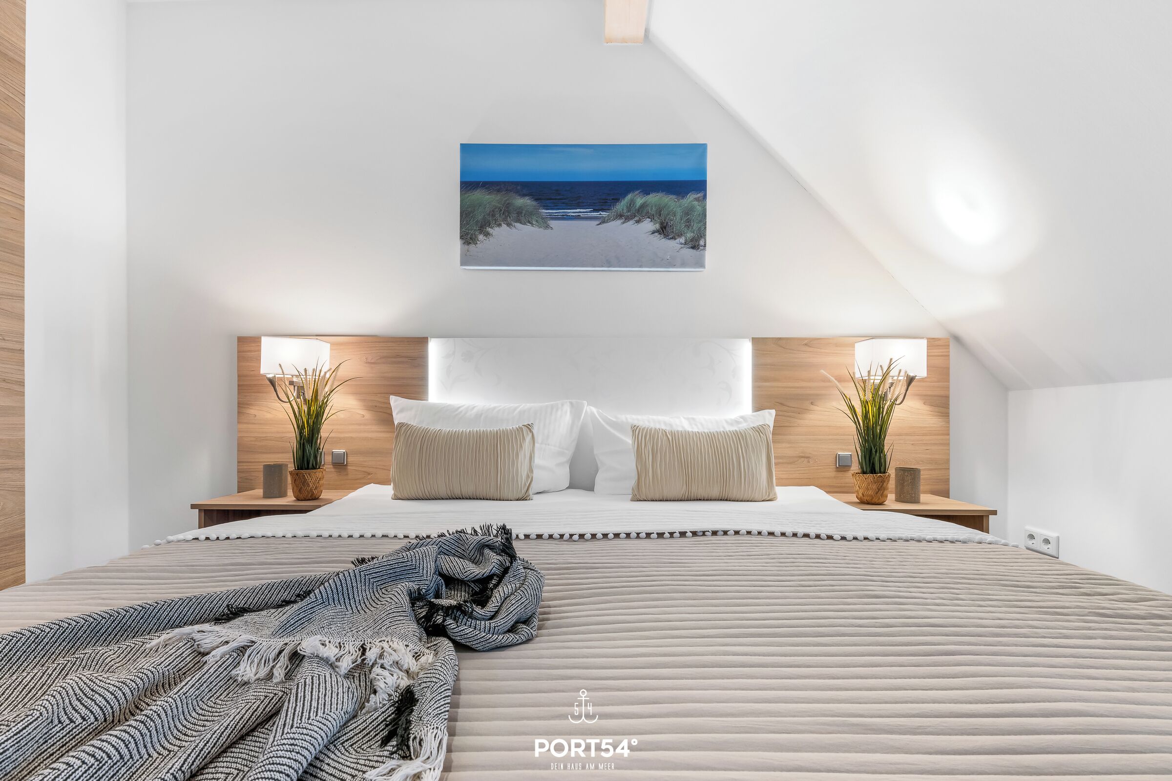 2 Schlafzimmer, Schreibtisch, Bügeleisen/Bügelbrett, Reisekinderbett