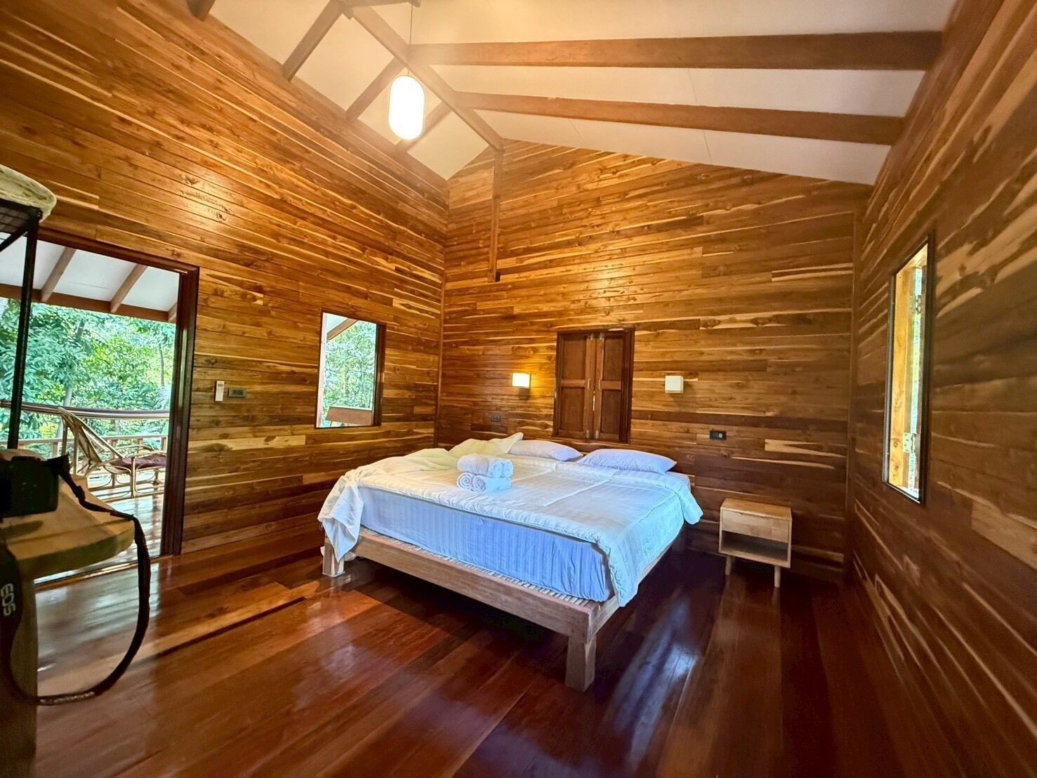 One Bedroom House | Skrivebord, arbejdsområde til bærbare computere, gratis Wi-Fi, sengetøj