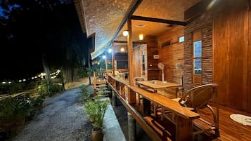 One Bedroom House | Depan hartanah