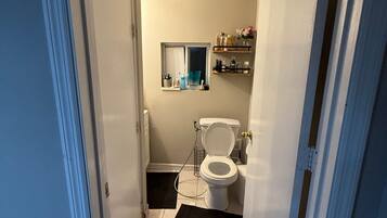 ํ์ฐ์ค | ์์ค | ๋ณ๋์ ์์กฐ ๋ฐ ์ค์ ์์ค, ์ ์ ์์กฐ, ํค์ด๋๋ผ์ด์ด, ํ์