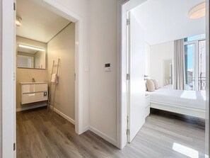 Iron/ironing board, travel crib, free WiFi, bed sheets - Coralina Loft by Atlantic Holiday (Funchal)