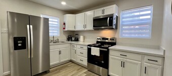 Bungalow on Polk - 2BD/1BA Home in Brownsville