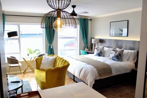 1 bedroom, iron/ironing board, WiFi, bed sheets - Yellow Couch Studio Apartment Strand,Cape Town with 1 KingBed, WiFi access (Cape Town)