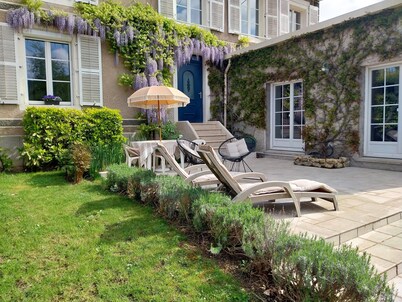 Charming cottage near Toul with private parking and terrace