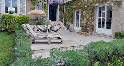 Encantadora casa cerca de Toul con parking privado y terraza