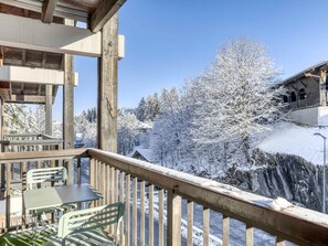Outdoor dining - Renovated Studio in Mégeve - 4 pers, Wifi (Megève)
