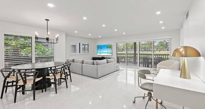 Brand New 2024 Home on PGA National Golf Course by Guaranteed Rental™