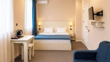 Classic Room, City View | Premium bedding, desk, laptop workspace, soundproofing
