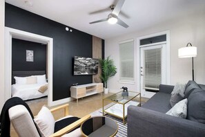 Télévision, espaces bureaux