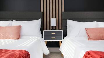 2 soverom, strykejern/-brett, reiseseng for barn og wi-fi