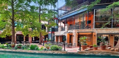 Relaxing 1BR w/ Pool&Parkng, Near Rvrwlk&Conv Ctr