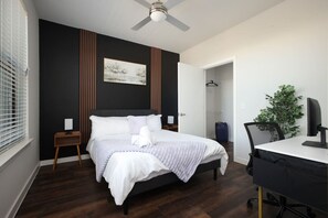2 bedrooms, desk, iron/ironing board, travel cot