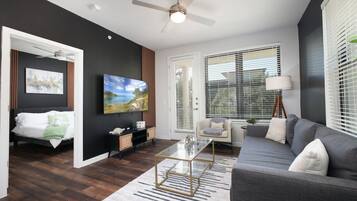 Televisio, pöytätennispöytä