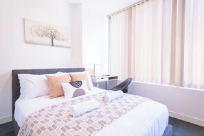 2 dormitorios, escritorio, tabla de planchar con plancha y wifi gratis