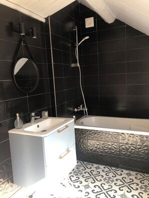 Hair dryer, towels, toilet paper
