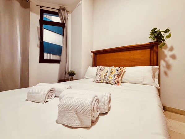 1 bedroom, iron/ironing board, bed sheets