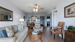 Immagine non classificata, 5 di 48, pulsante