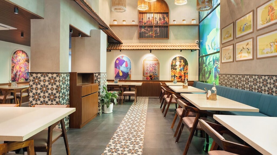 Bloom Hotel - DLF Road Gachibowli