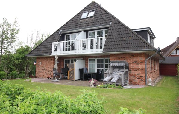 Apartment | Exterior - Apartment in Ording Near Main Beach (St. Peter-Ording)