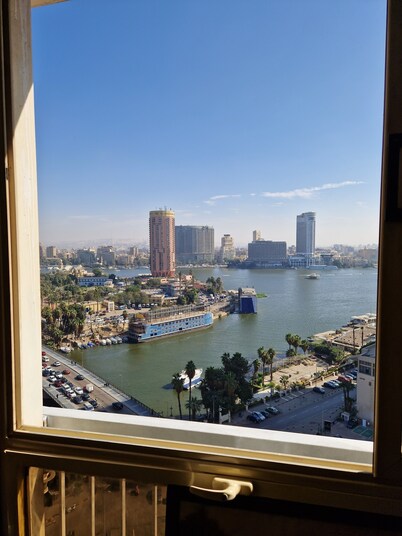 Central Apt with a Panoramic view over Cairo & Nile