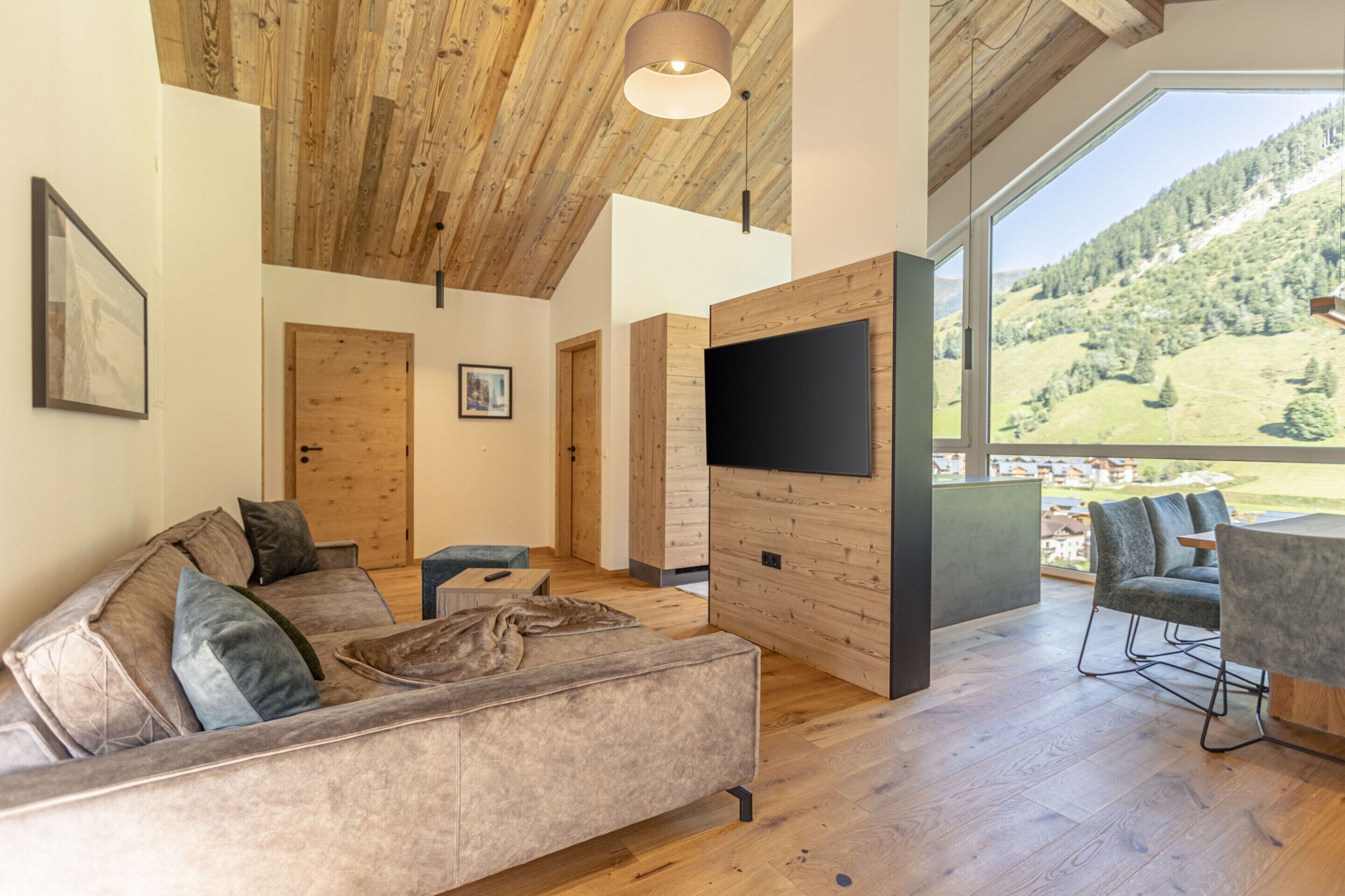 Apartment | Living area
