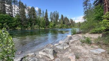 House, 1 Bedroom | Beach
