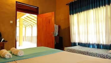 Deluxe Quadruple Room | Free WiFi