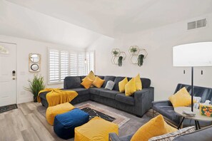 Townhome, Multiple Beds, Patio, Golf View (The 14th Fairway Delight) | Living area
