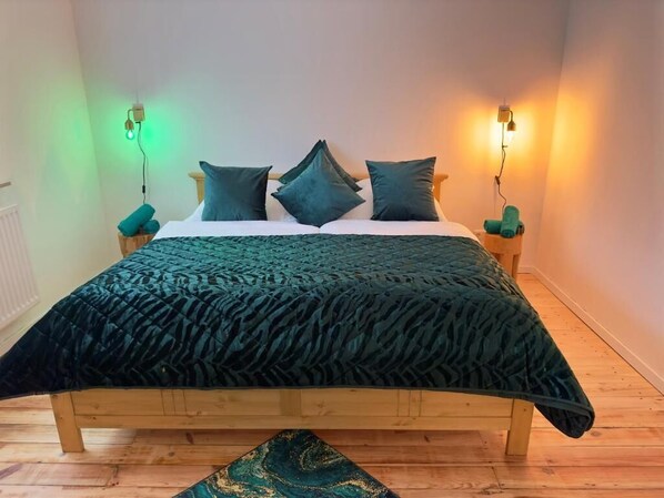 1 chambre, bureau, Wi-Fi, draps fournis