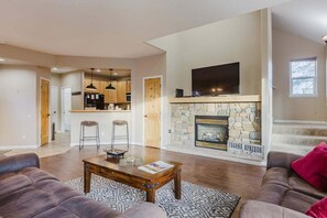 Smart TV, fireplace, video games, books