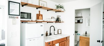 Maple House-1 Bedroom, 1 Bath-Private, Centrally Located