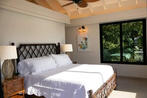 3 bedrooms, iron/ironing board, WiFi, bed sheets - Monarch Cottage Waterfront Fish Bay, Pebble shoreline, A/C, Generator (St. John)