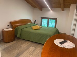 Apartment | 2 bedrooms, individually furnished - Nice Apartment Villa in Limone Sul Garda (Limone sul Garda)