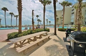 Outdoor dining - 🌊Ocean Front Complex, Gorgeous Views-Pelican C402🌊 (New Smyrna Beach)