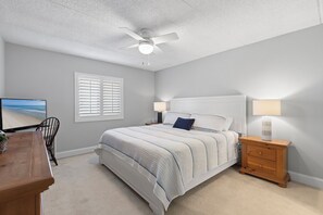 2 bedrooms, desk, free WiFi, bed sheets - 🌊Ocean Front Complex, Gorgeous Views-Pelican C402🌊 (New Smyrna Beach)