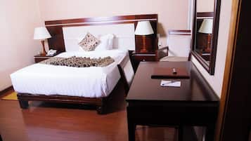 In-room safe, individually decorated, individually furnished, desk