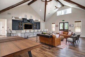 Smart TV, table tennis, offices