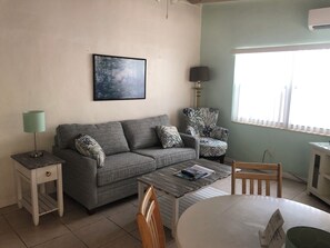 Villa, 1 Schlafzimmer, Küche, Buchtblick | Bettwäsche