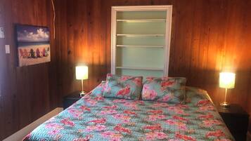 Apartment, 1 Bedroom, Kitchen, Garden View | Bed sheets
