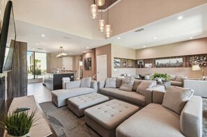 TV - DLuxx Home 3 Miles from Disney All Suites 7454 (Kissimmee)