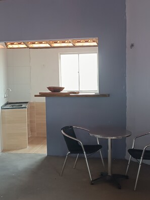 Family Cabin, Lanai, Beach View | Private kitchen
