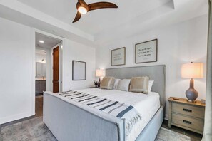 2 chambres, fer et planche Ă repasser, Wi-Fi gratuit, draps fournis