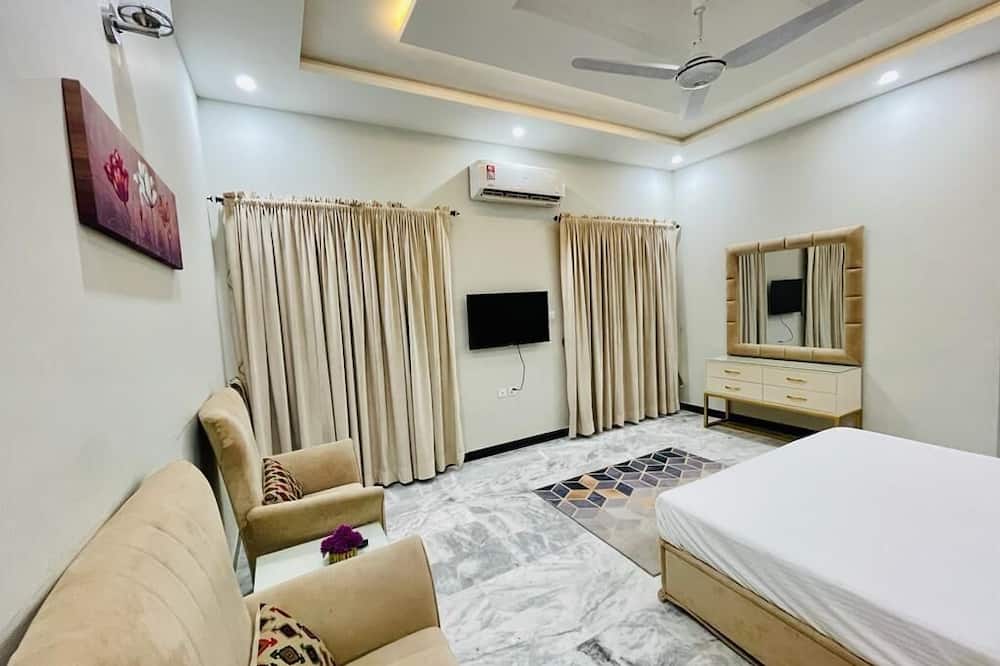 Roomi Guest House