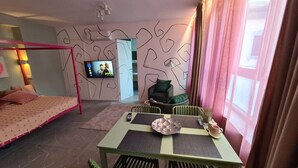 تناول الطعام