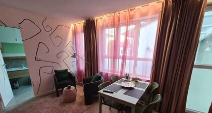 Be Magenta, Art Home - Rose style - Near Milano, Rho Fiera, Malpensa