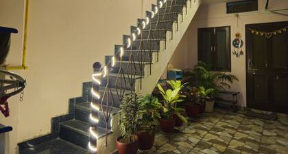 "Explore Varanasi’s Spiritual Essence from Our Welcoming Homestay"